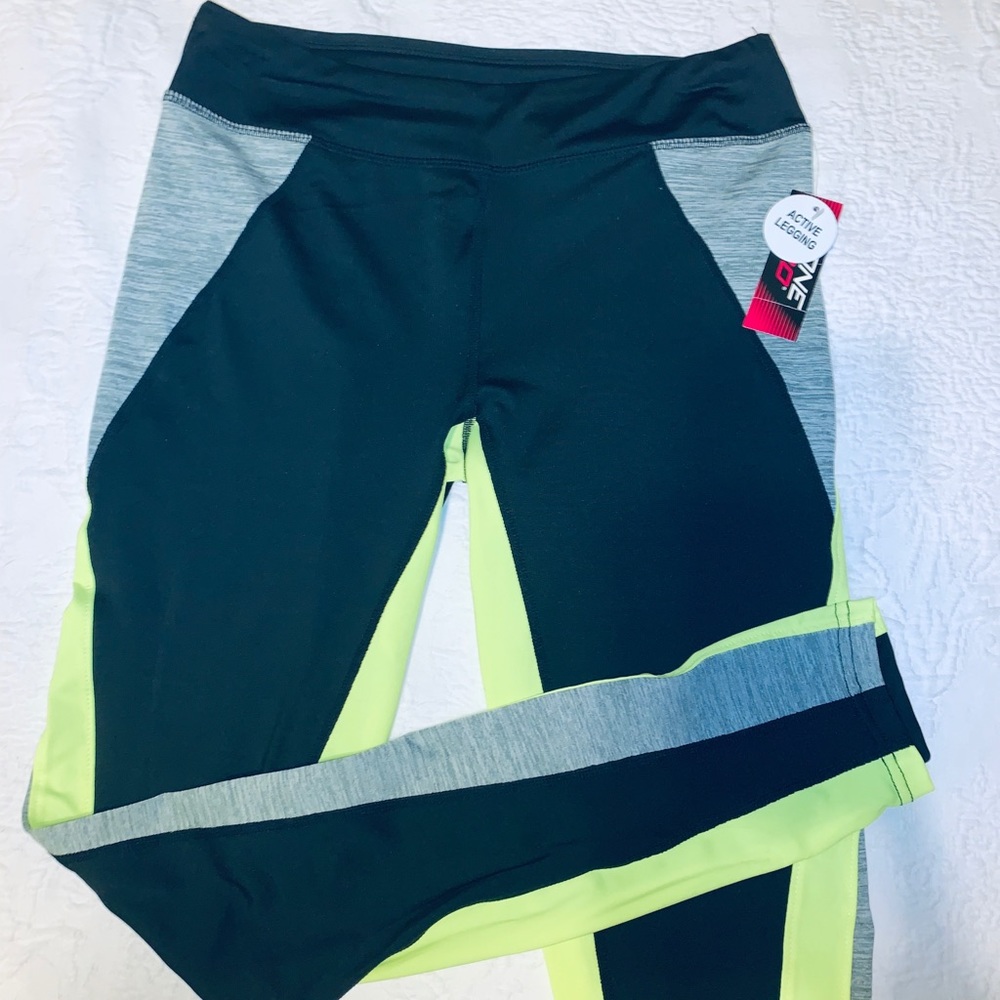 NWT Athletic Legging Pant